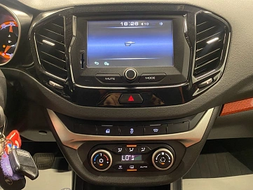Lada (ВАЗ) Vesta, 2019г., передний привод, механика
