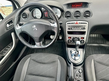 Peugeot 408, 2014г., передний привод, автомат