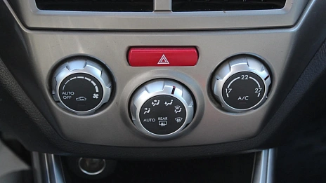 Subaru Impreza, 2008г., передний привод, механика