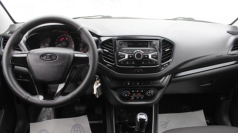 Lada (ВАЗ) Vesta, 2017г., передний привод, механика