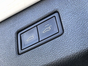 Volkswagen Tiguan, 2020г., полный привод, робот