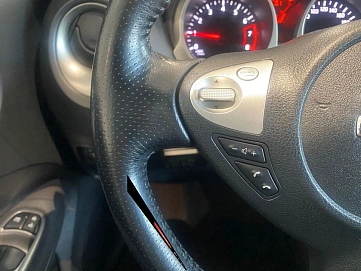 Nissan Juke, 2011г., передний привод, вариатор