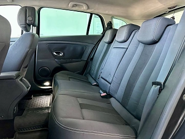 Renault Megane, 2010г., передний привод, механика