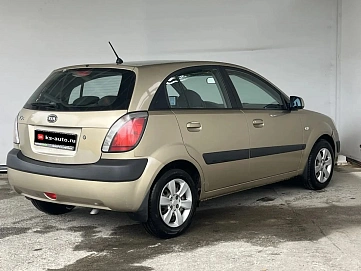 Kia Rio, 2007г., передний привод, механика