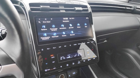Hyundai Tucson, 2021г, полный привод, автомат