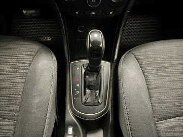 Hyundai Solaris, 2015г., передний привод, автомат