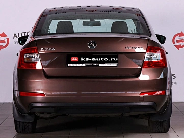 Skoda Octavia, 2015г., передний привод, робот