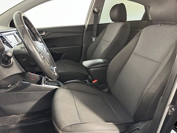 Hyundai Solaris, 2018г., передний привод, автомат