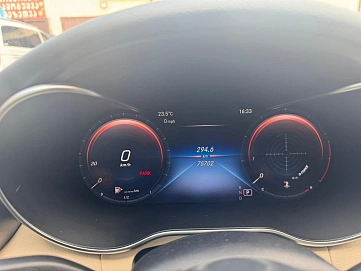 Mercedes-Benz C-Класс, 2021г., полный привод, автомат