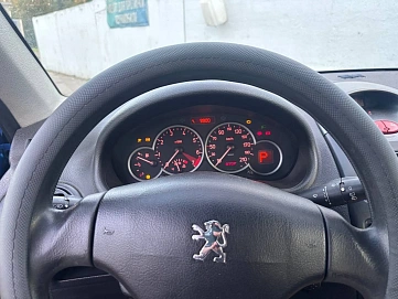 Peugeot 206, 2007г., передний привод, автомат