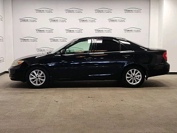 Toyota Camry, 2001г., передний привод, автомат