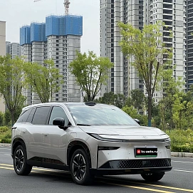 Toyota bZ3X, 2026г., передний привод, автомат