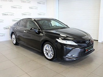 Toyota Camry, 2018г., передний привод, автомат