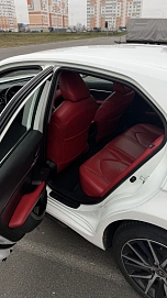 Toyota Camry, 2021г., передний привод, автомат
