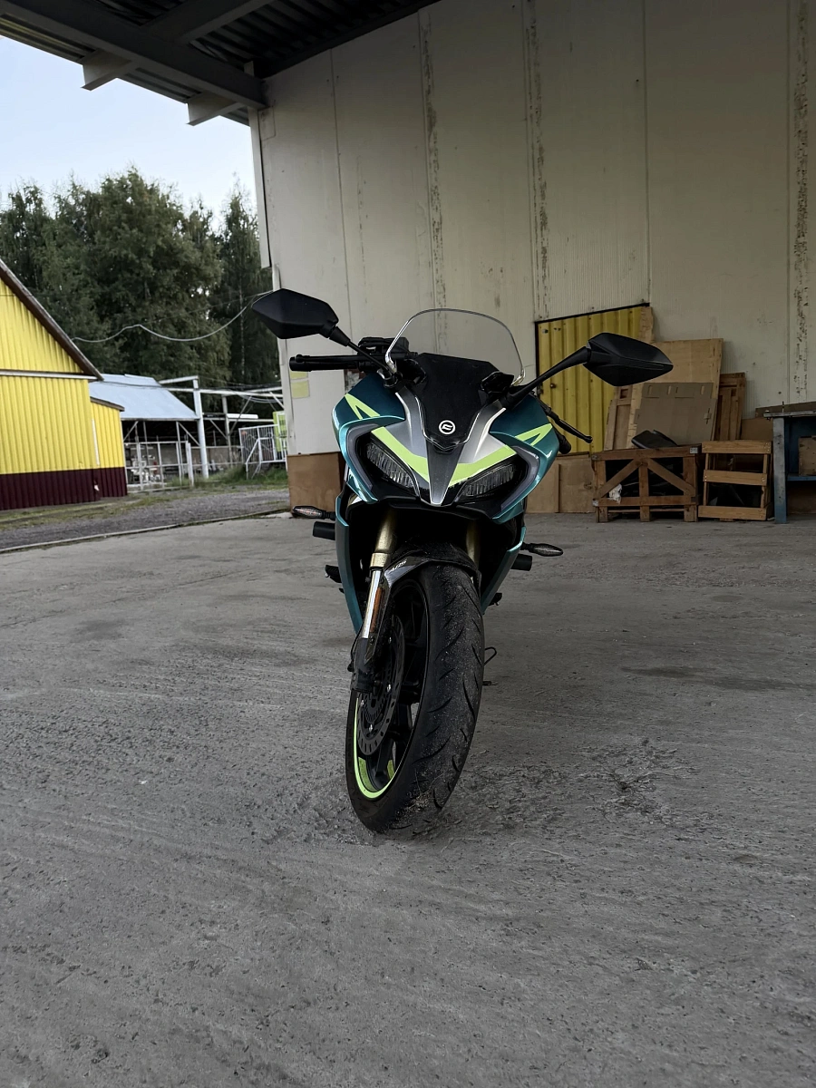 CFMoto 300SR, 2022г.