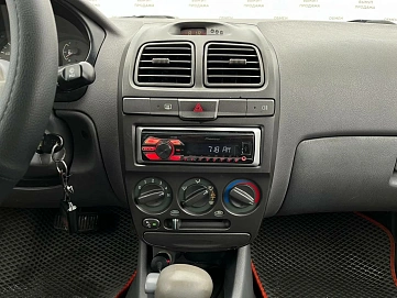 Hyundai Accent, 2006г., передний привод, автомат
