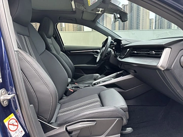 Audi A3, 2023г., передний привод, робот