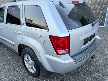 Jeep Grand Cherokee, 2004г., полный привод, автомат