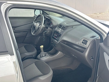 Chevrolet Cobalt, 2013г., передний привод, механика