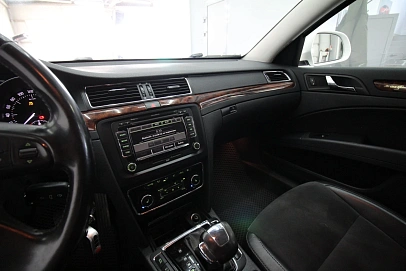 Skoda Superb, 2012г., передний привод, автомат