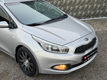 Kia Ceed, 2013г., передний привод, автомат