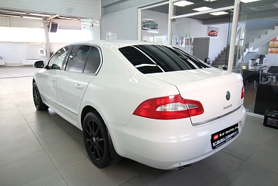 Skoda Superb, 2012г., передний привод, автомат