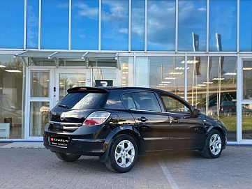 Opel Astra, 2008г., передний привод, автомат