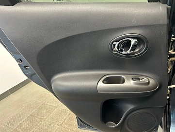 Nissan Juke, 2013г., передний привод, вариатор