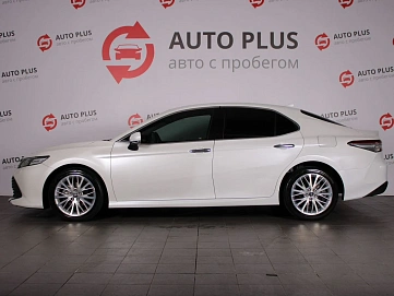Toyota Camry, 2019г., передний привод, автомат