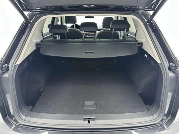 Volkswagen Tayron, 2022г, передний привод, робот