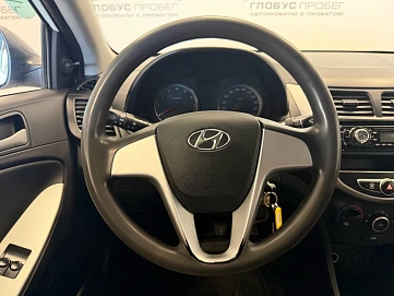 Hyundai Solaris, 2013г., передний привод, механика