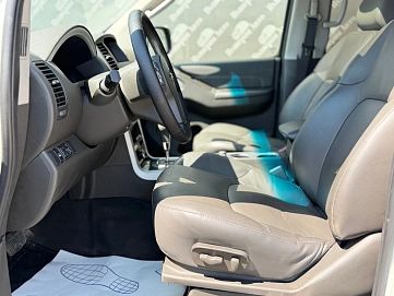 Nissan Pathfinder, 2012г., полный привод, автомат
