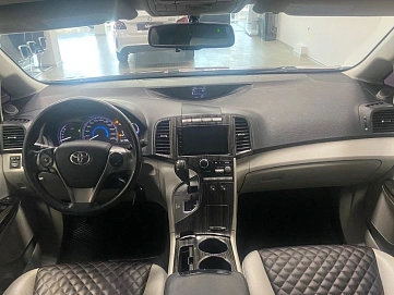 Toyota Venza, 2010г., полный привод, автомат