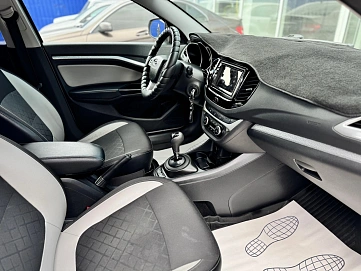 Lada (ВАЗ) Vesta, 2018г., передний привод, робот