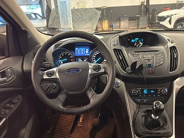 Ford Kuga, 2013г., передний привод, механика