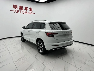 Skoda Karoq, 2023г., передний привод, автомат