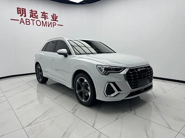 Audi Q3, 2023г., передний привод, робот