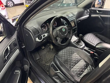 Skoda Octavia, 2009г., передний привод, механика