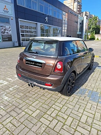 Mini Hatch, 2010г., передний привод, механика
