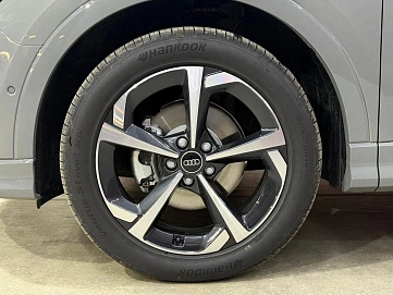 Audi Q3, 2025г., передний привод, робот