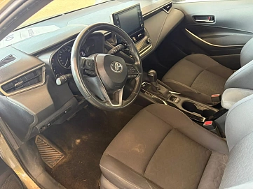 Toyota Corolla, 2020г, передний привод, вариатор
