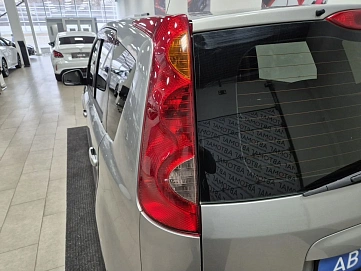 Nissan Note, 2006г., передний привод, механика