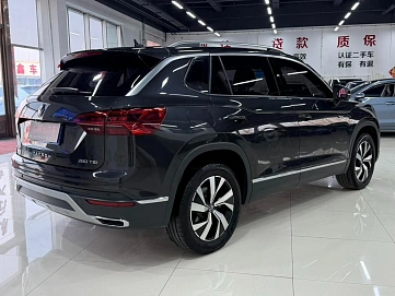 Volkswagen Tayron, 2022г, передний привод, робот