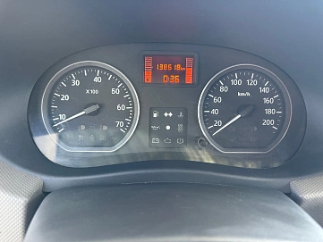 Renault Logan, 2010г., передний привод, механика