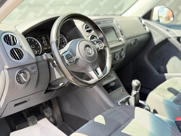 Volkswagen Tiguan, 2016г., передний привод, механика