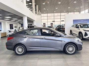 Hyundai Solaris, 2011г., передний привод, механика