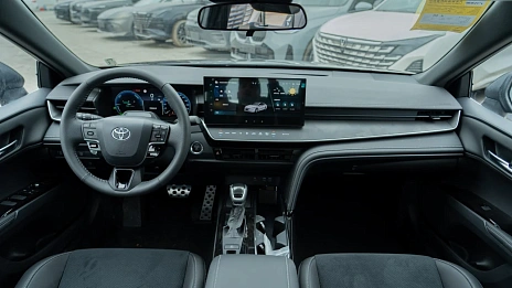 Toyota Camry, 2026г., передний привод, вариатор