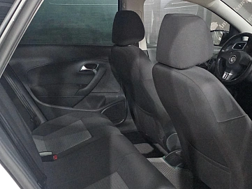 Volkswagen Polo, 2014г., передний привод, автомат