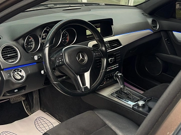 Mercedes-Benz C-Класс, 2013г., задний привод, автомат