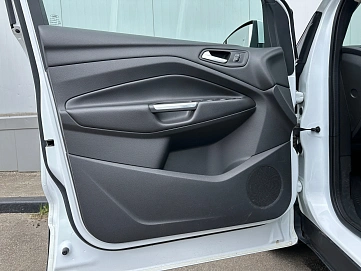 Ford Kuga, 2018г., полный привод, автомат